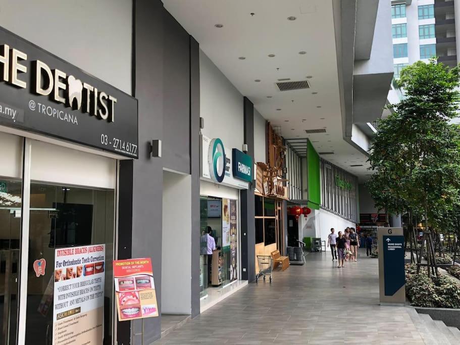 Tropicana Avenue B32-09, Petaling Jaya Exterior foto